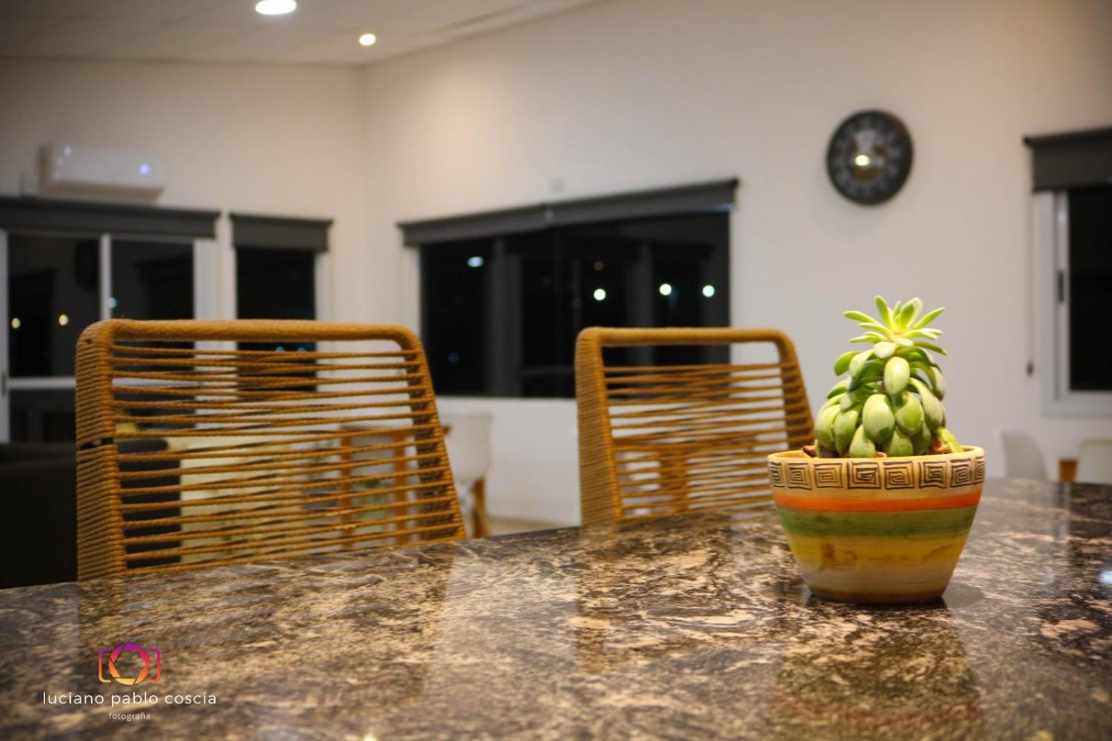 Anubis Aparthotel Villa de Merlo Exterior photo